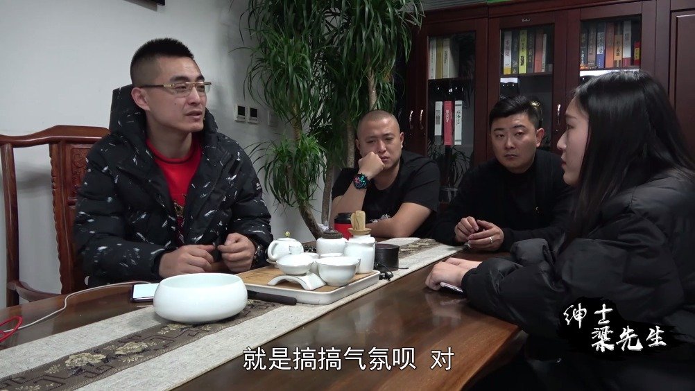 梁哥出击，早期视频回顾与深度解析