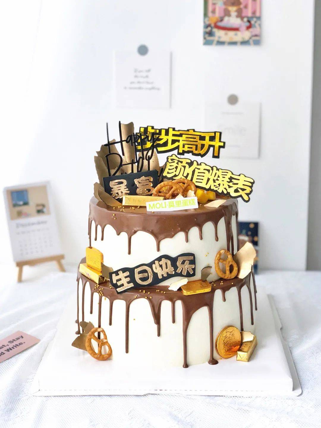 双层蛋糕的起源设计，历史与设计的交融，早期款式图片展示